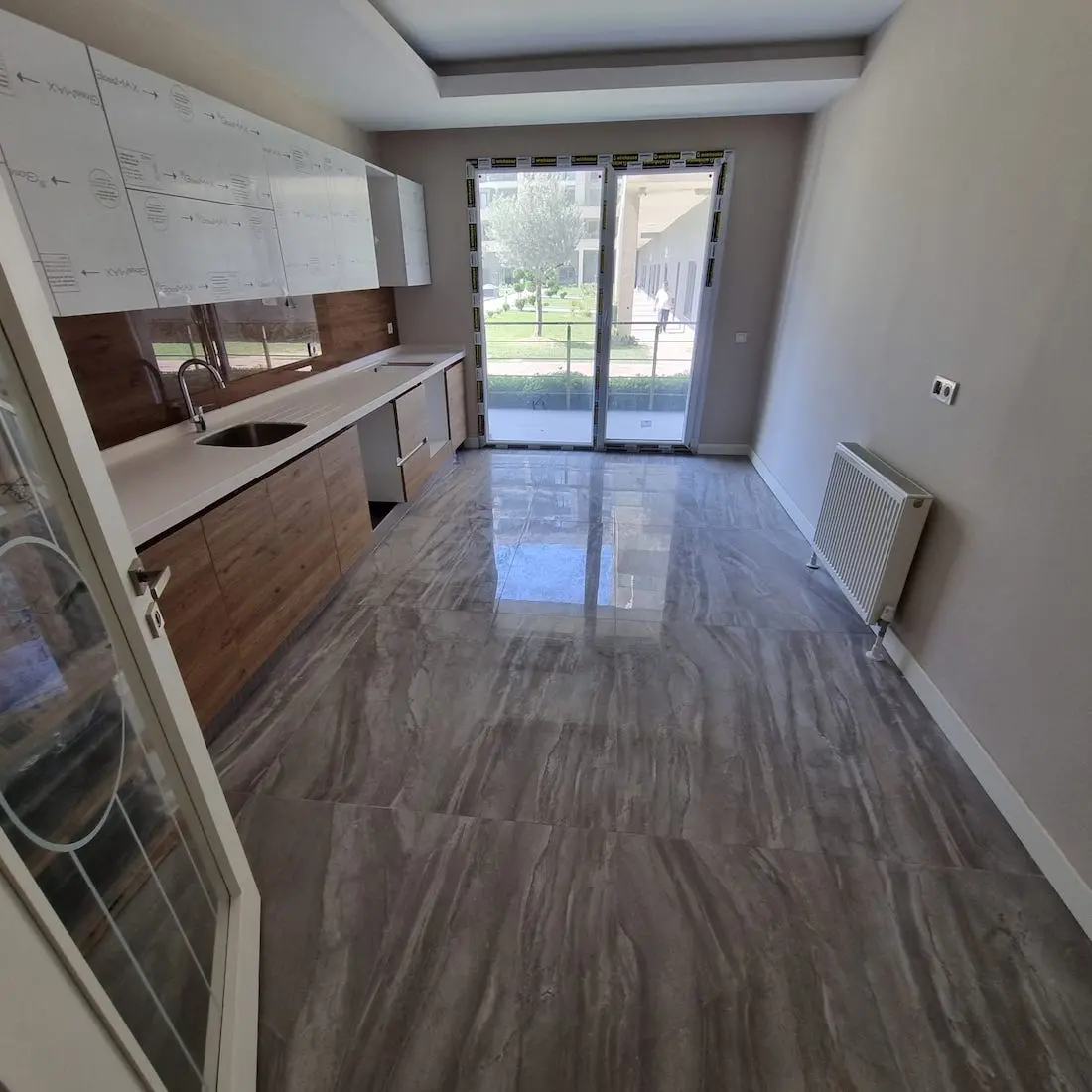 Modern kitchen